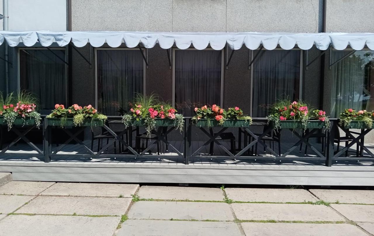 Gamma Hotel Līvāni Esterno foto